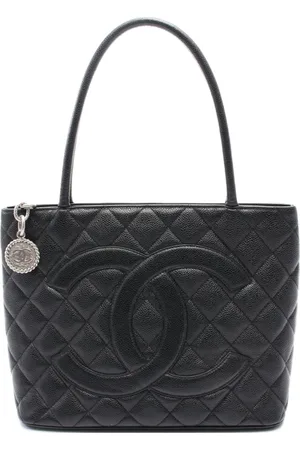 CHANEL Sac cabas Medallion (2004-2005)