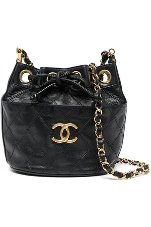CHANEL Sac seau matelassé à losanges (années 1980-1990)