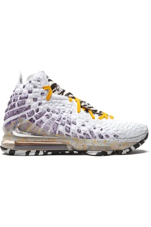 Nike Baskets LeBron XVI