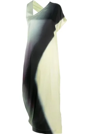 Issey Miyake Robe longue à design asymétrique