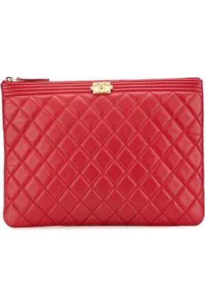 CHANEL Pochette Caviar Boy O Case médium (2017-2018)