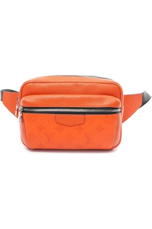 LOUIS VUITTON Sac banane Outdoor (2020)