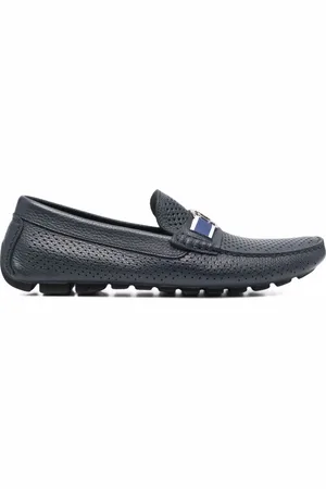 Casadei Mocassins en cuir à détails de perforations