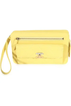 CHANEL Pochette à matelassage losanges (2019)