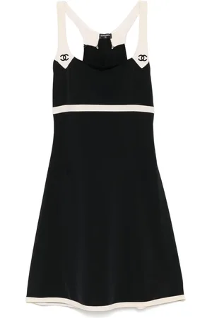 CHANEL Robe de plage à logo CC brodé (années 2000)