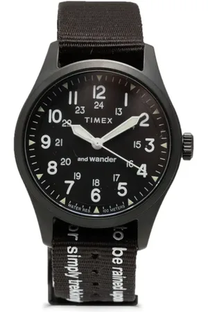 and wander X TIMEX montre expedition North Field Post solar