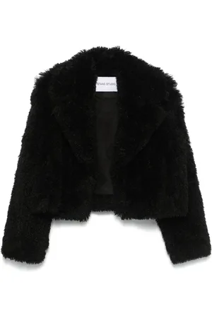 Stand Studio Veste Samara