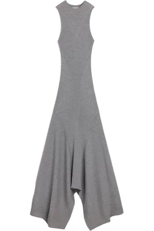 Ami Robe en maille nervurée à design asymétrique