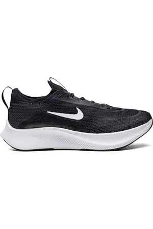 Nike Baskets Zoom Fly 4