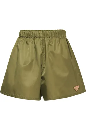 Prada Short Re-Nylon à plaque logo