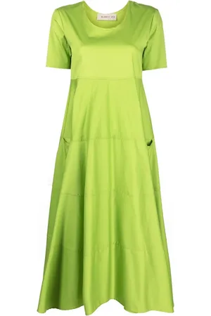 BLANCA Robe évasée à manches courtes
