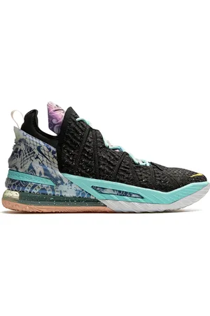Nike Baskets montantes LeBron 18