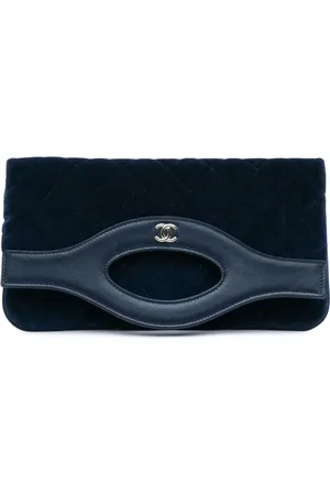 CHANEL Pochette 31 en velours matelassé (2019)