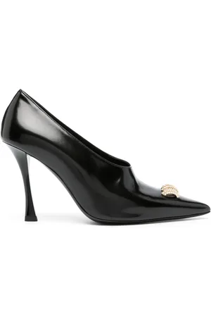 Givenchy Escarpins pointus à ornements en cristal