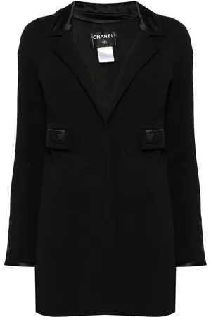 CHANEL Blazer à bords contrastants (2007)