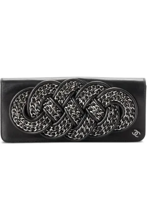 CHANEL Pochette en cuir à détail de chaîne (2008)