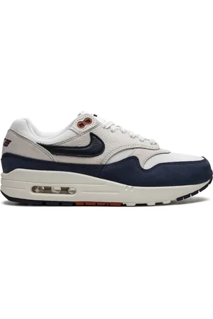 Nike Baskets Air Max 1 LX 