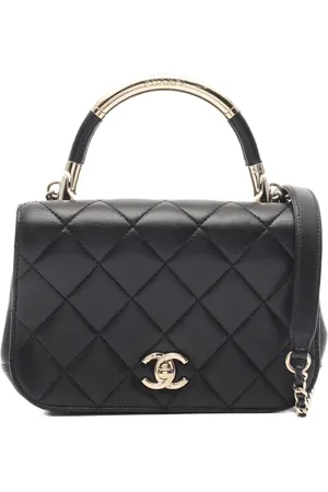 CHANEL Sac porté épaule matelassé (2017-2018)