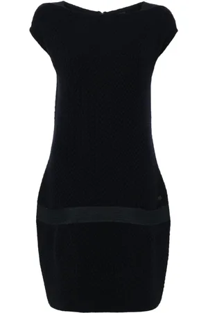 CHANEL Robe sans manches à taille basse (2012)