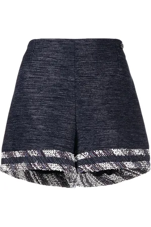 CHANEL Short en tweed à taille haute