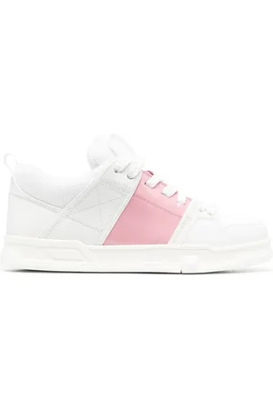 VALENTINO GARAVANI Baskets en cuir à logo embossé