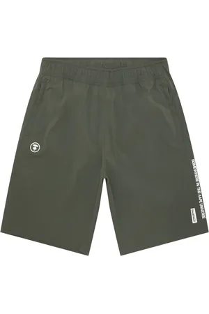 A Bathing Ape Bermuda à patch logo