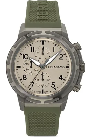 Salvatore Ferragamo Montre à logo embossé 44 mm