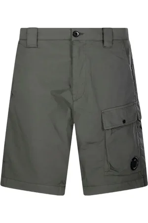 C.P. Company Short cargo à détail de lentille