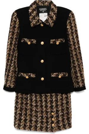 CHANEL Tailleur-jupe (années 1990-2000)