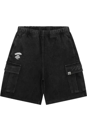 A Bathing Ape Short à patch logo