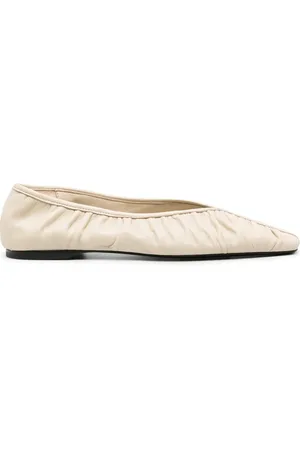 Totême Ballerines en cuir à design froncé