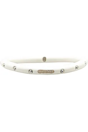 CHANEL Bracelet CC Bangle en résine à strass (2000)