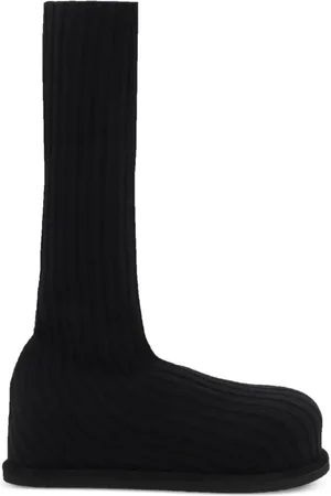 Amina Muaddi Bottes Veneda