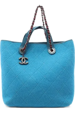 CHANEL Sac porté épaule à design Matelassé (2011)