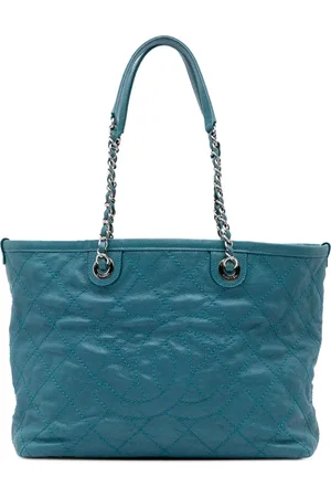 CHANEL Petit sac porté épaule Daily Shopping en cuir Caviar matelassé (2014-2015)