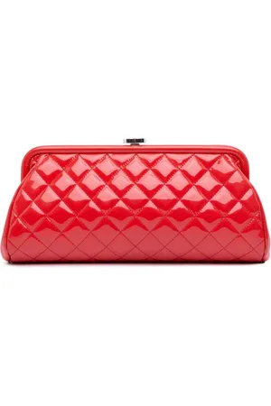 CHANEL Pochette matelassée Kiss Lock (2015-2016)