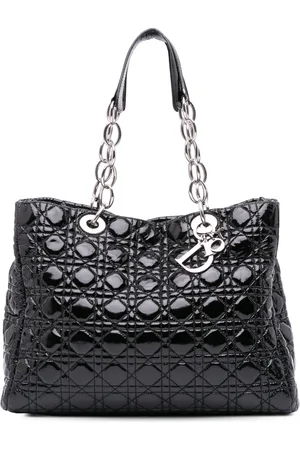 Dior Grand sac à main verni Lady Dior Soft Shopping à motif Cannage (2011)