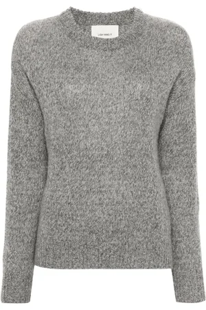 Lisa Yang Pull Lova