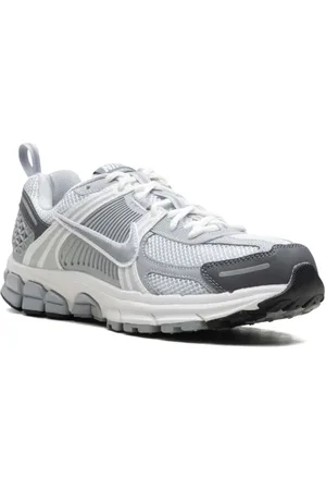 Nike Baskets Zoom Vomero 5 