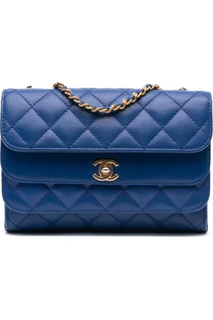 CHANEL Sac porté épaule en cuir de veau matelassé Triple Flap CC (2019)