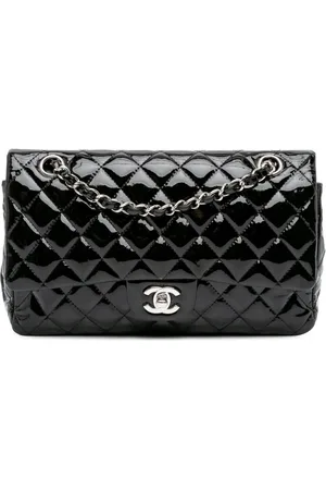 CHANEL Sac porté épaule Classic Double Flap médium (2010-2011)