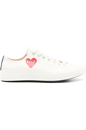 Converse Baskets Heart