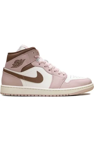 Jordan Baskets 1 Mid 