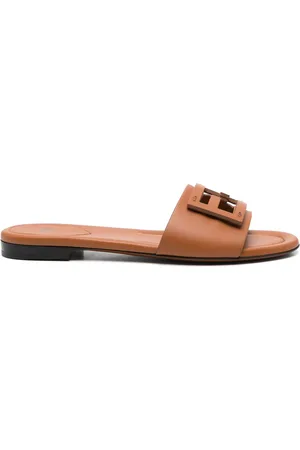 Fendi Claquettes Baguette en cuir