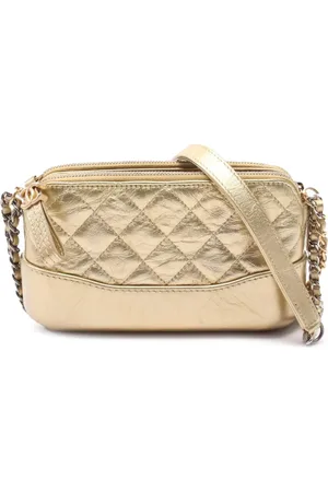 CHANEL 2018 Quilted Metallic Aged Calfskin Gabrielle Clutch With Chain shoulder bag