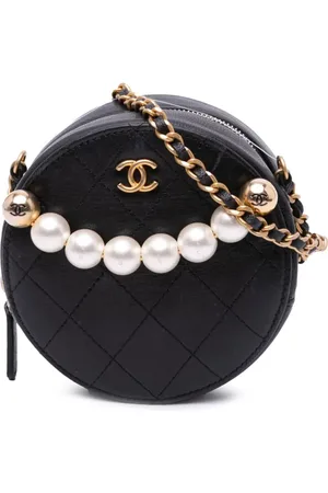 CHANEL 2019 Lambskin Pearl Round Clutch On Chain crossbody bag