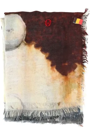 Talking Walls Silk scarf