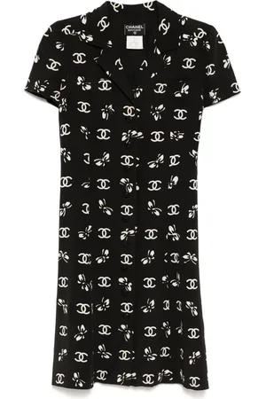 CHANEL Robe à manches courtes (1997)