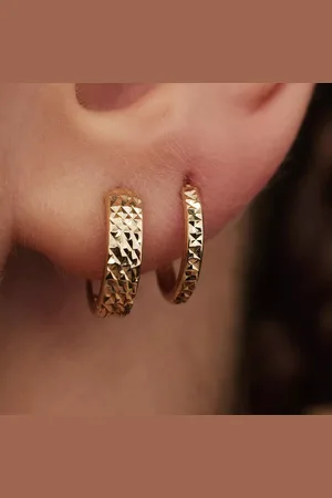 Isabel Bernard Bijouterie, Rivoli Laura 14 karat hoop earrings en