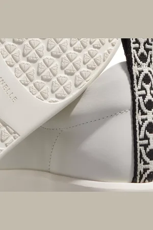 Coccinelle Sneakers, monog Perforee en